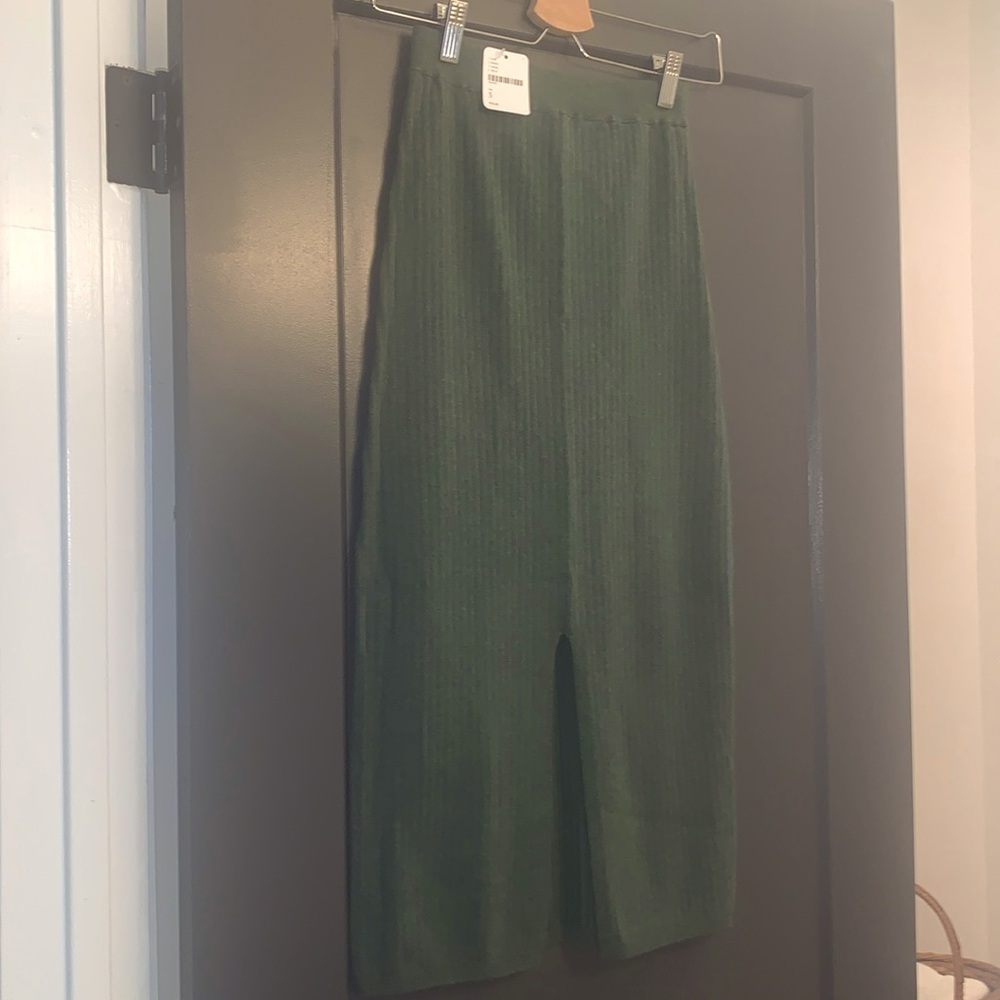NWT Free People Ribbed Knit skirt. Small